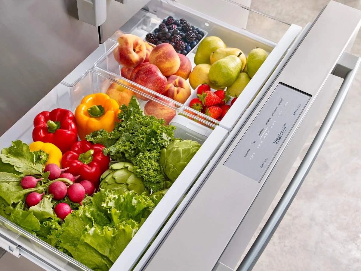 Bosch Technologies Bosch VitaFresh produce drawer